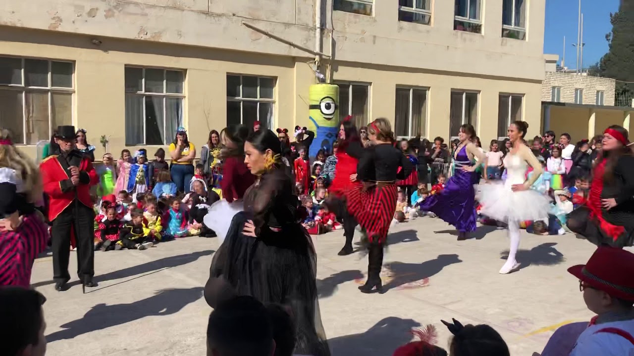 The Rock Stars - mums’ Carnival Dance 2020 - St. Clare College - San Gwann Primary School