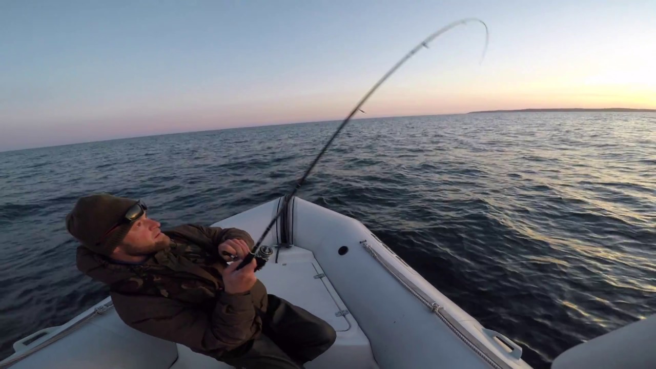 Low and slow for pollock soft plastic fishing spinning and jigging/ rdzawce