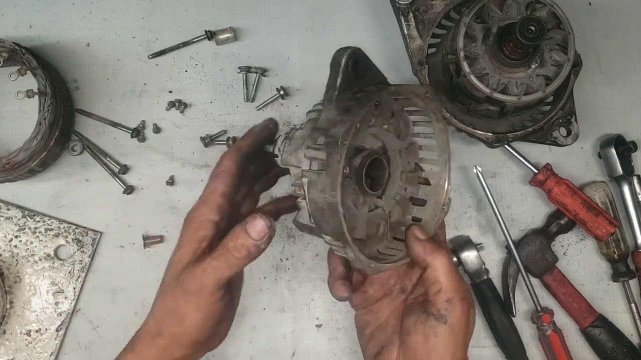 ALTERNADOR DE JEEP COMPASS MOD. 2007 COMO DESARMARLO Y CHECAR TODAS SUS PIEZAS CUANDO NO CARGA