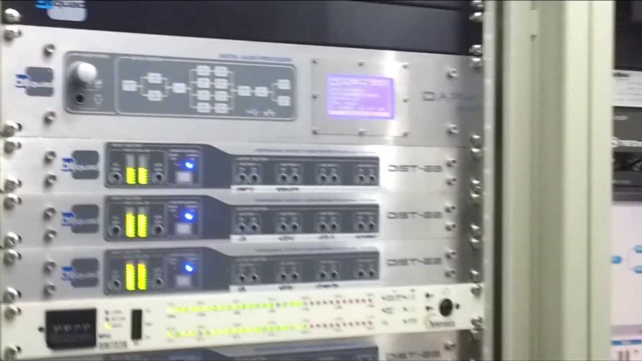 Rack de equipamentos Minas FM 97,3
