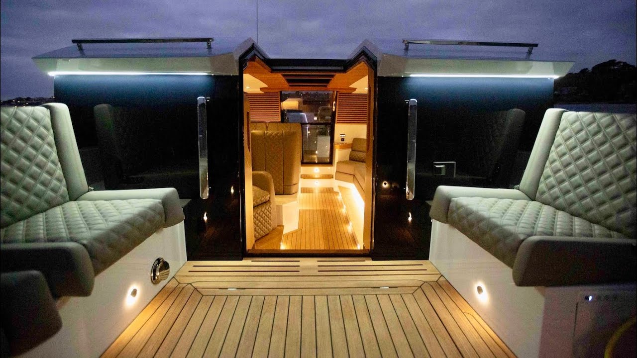 &pound;3 Million Superyacht Tender : Cockwells custom build