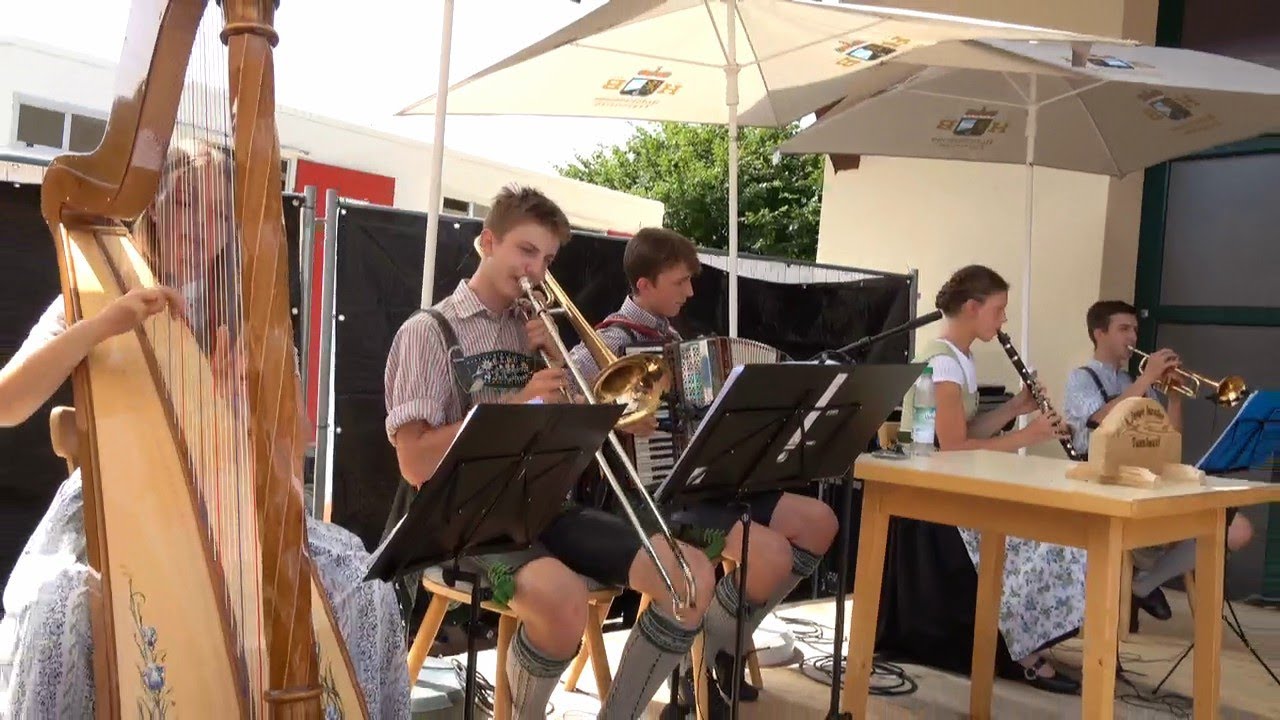Skituren Polka:  Junge Inzeller Tanzlmusi