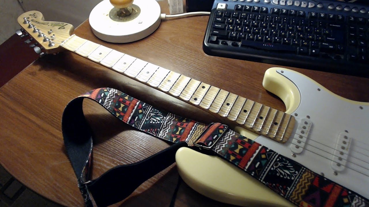 Fender Yngwie Malmsteen Stratocaster. (Chinese copy) 1 part.