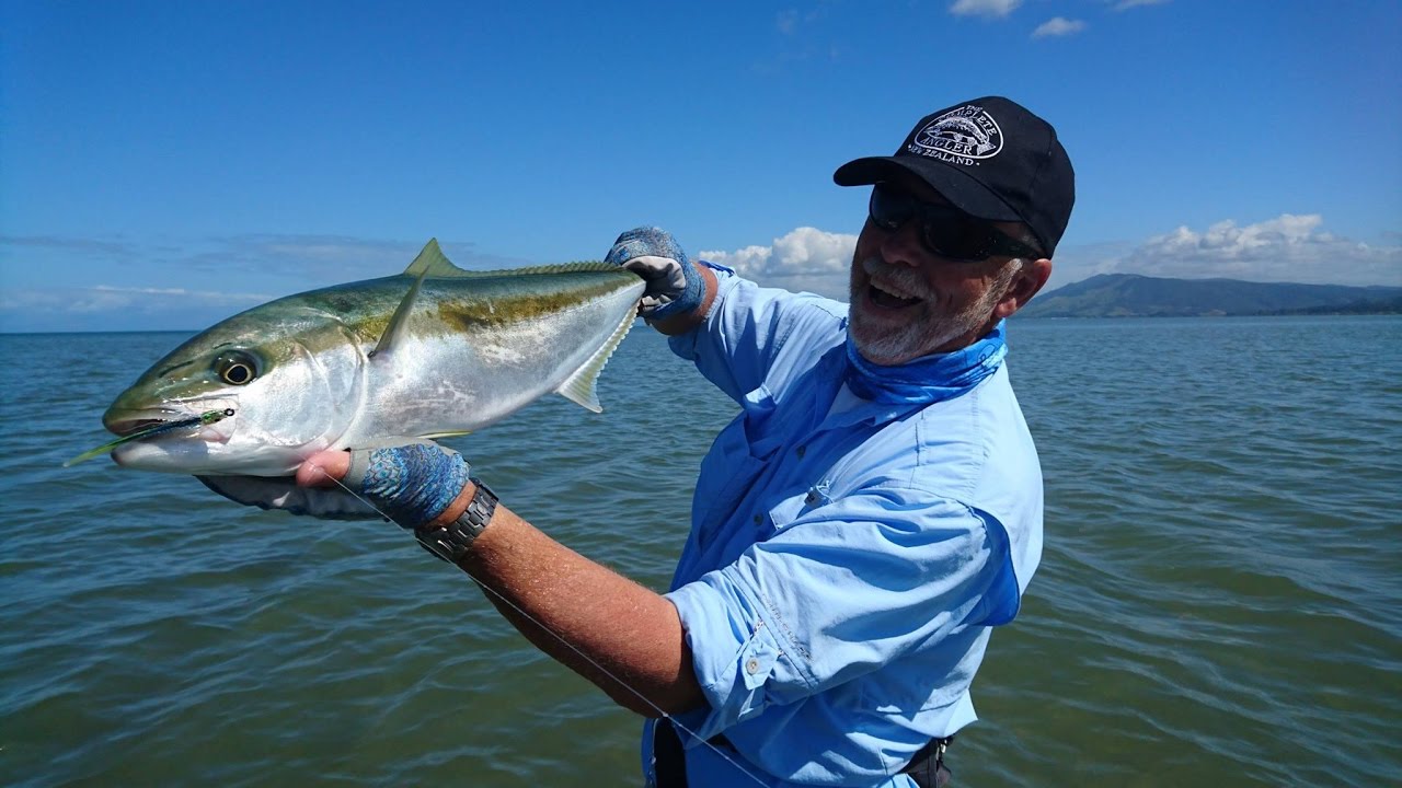 How to Catch Kingfish on the Fly - Complete Angler