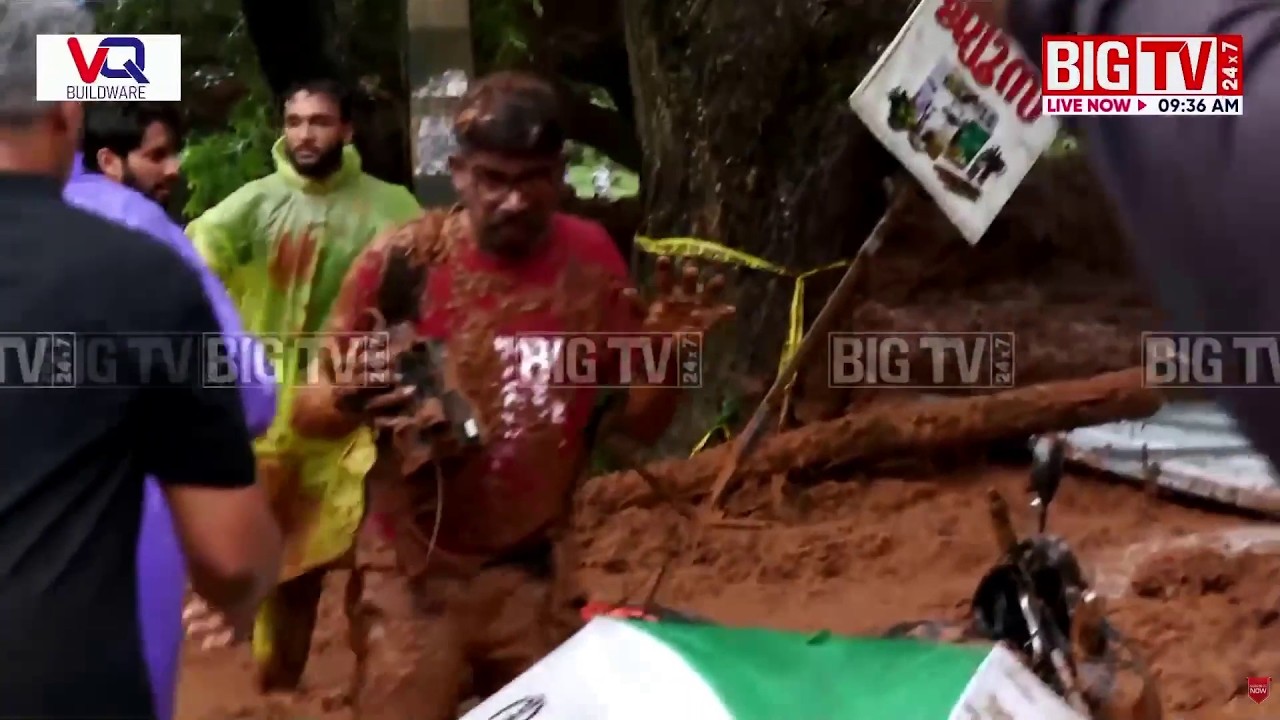 ഓടിമാറിക്കോ, മണ്ണിടിയുന്നു. മലപ്പുറം പാണക്കാട് മണ്ണിടിച്ചിലിന്&zwj;റെ തത്സമയ ദൃശ്യങ്ങള്&zwj;  | Malappuram