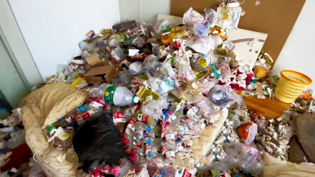 A beautiful woman's house is terrible! Full of garbage【Household Cleaning】