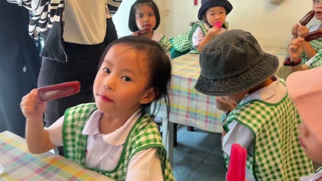 สถานรับเลี้ยงเด็กบ้านยอแซฟพิทักษ์ โดยคุณครูธนัญพรรธน์ แถลงศรี เรื่องชุมชนน่าอยู่