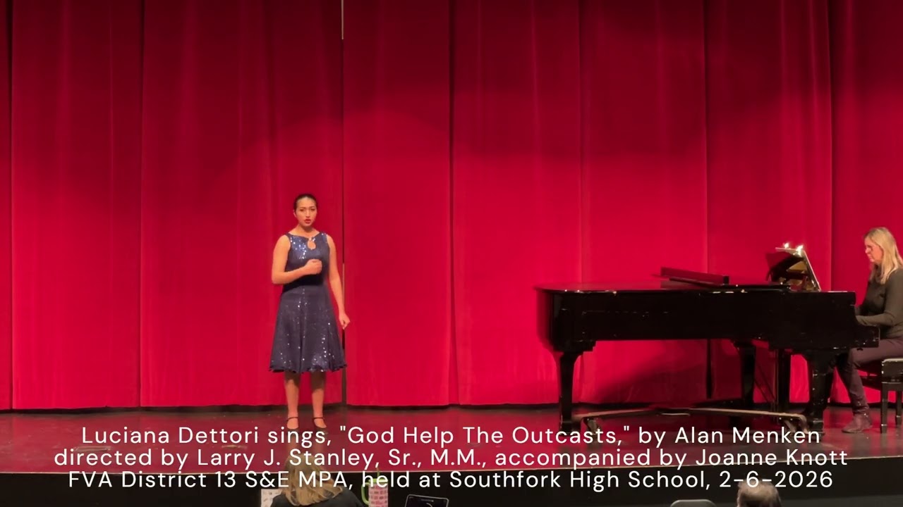 Luciana Dettori sings, 