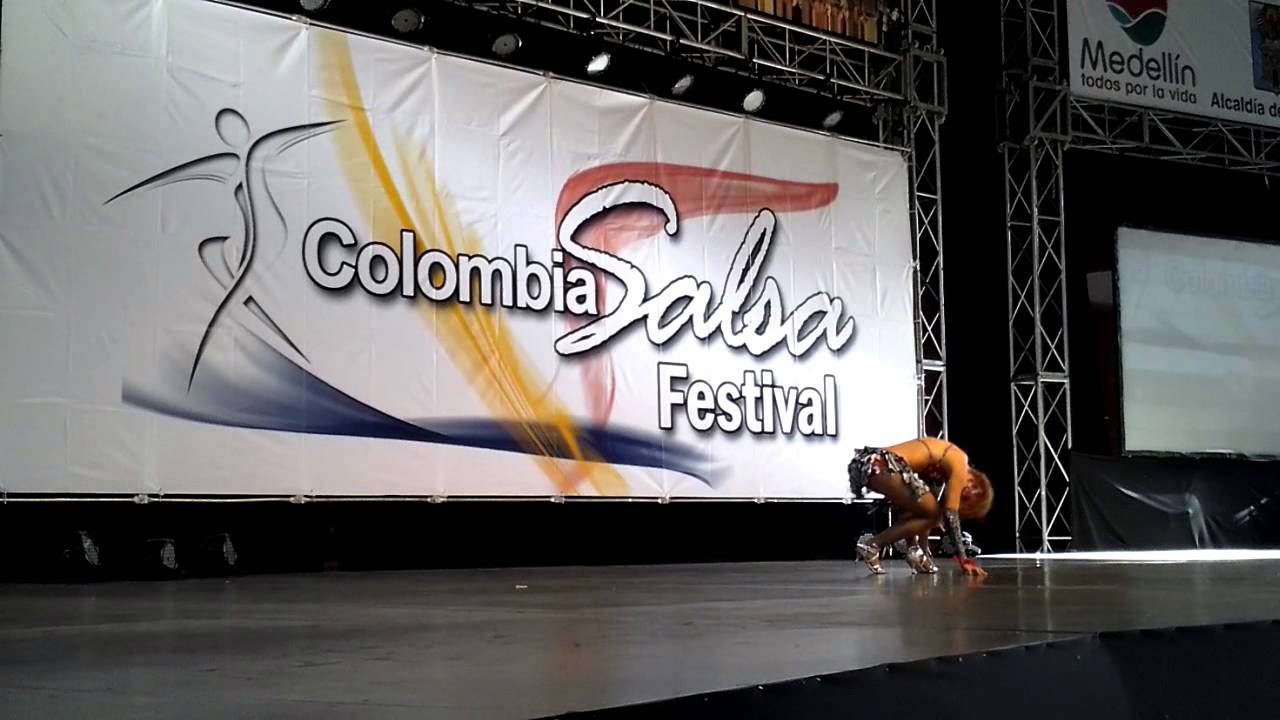 FUNDACION ARTISTICA BEMBELEQUA CINDY BENITEZ SOLISTA