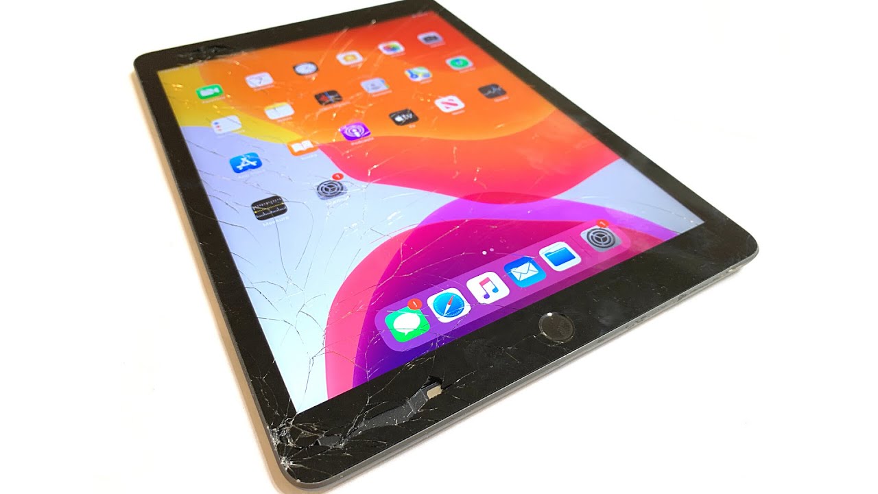 Replace Apple iPad 7 7th Gen Cracked Glass Screen. iPad Restoration.