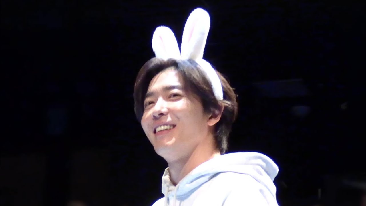 [4K] 250504 N 연극 '화이트래빗 레드래빗(WHITE RABBIT RED RABBIT)' 무대인사 - 김재욱