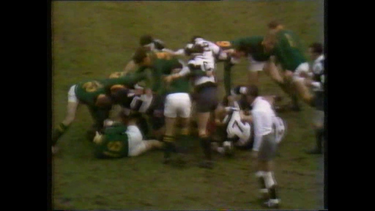 Barbarians vs South Africa - 1970 Rugby Match, Twickenham (Highlights)