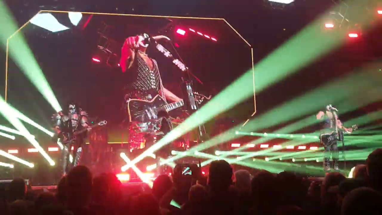 Kiss - Lick it up - Westfalenhalle Dortmund 2022