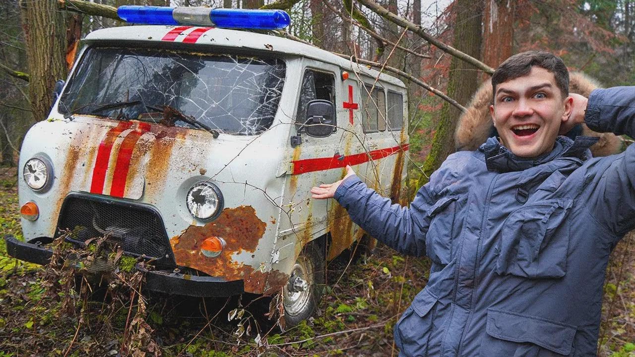 Objevili jsme opuštěnou sanitku v lese!