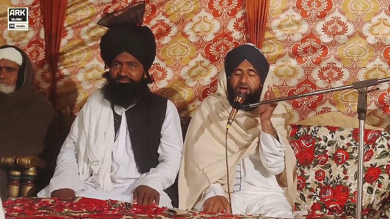 چند اشعار علامہ اقبال سرکار