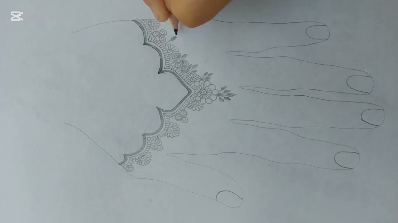 Simple & Elegant Minimal Mehndi Art
