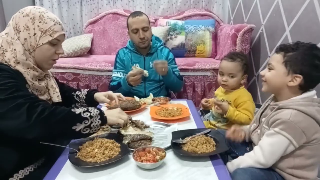 انا وجوزي علطول ناقر ونقير بس منقدرش نستغني عن بعض ابدا ربنا يخلينا لبعض ومايحرمناش من بعد يارب
