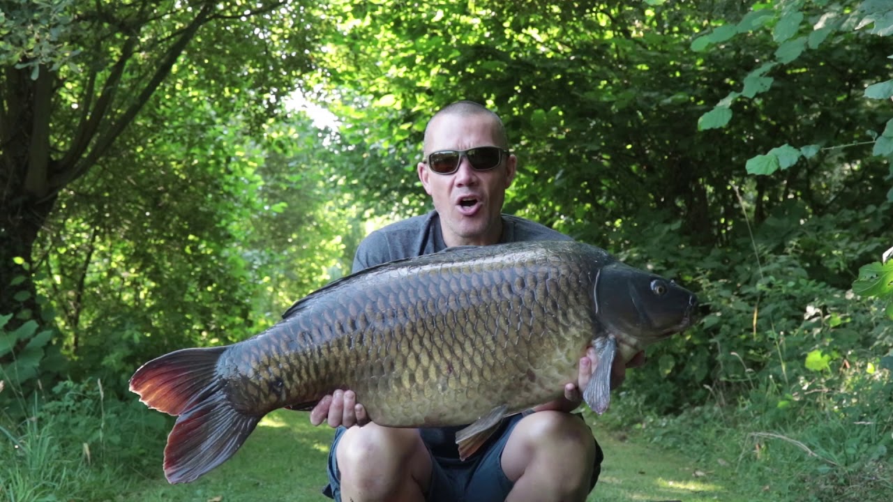 ++ CARP FISHING FRANCE ++ FRIENDS IN FRANCE.. Le Lac Du Peupliers
