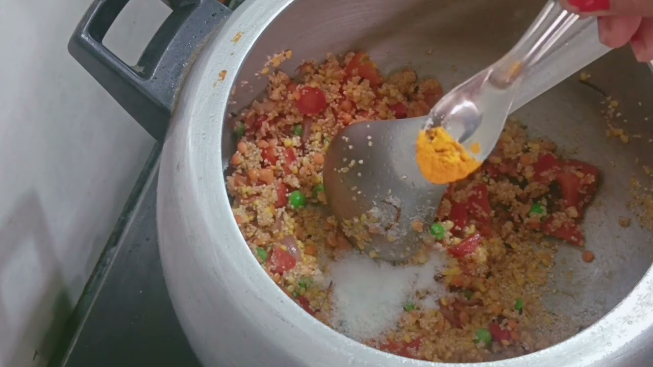 Healthy vegetables daliya for kids 