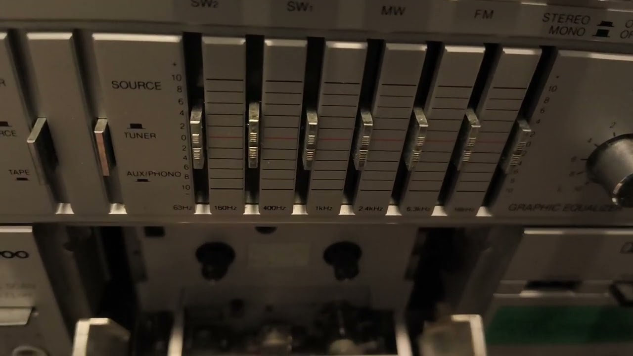 JVC PC 11 o Daewoo PC 300 Boombox 