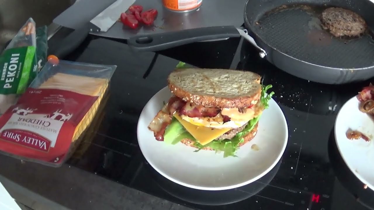 Jonniilainen Voileipä Rassoojan Tyylillä