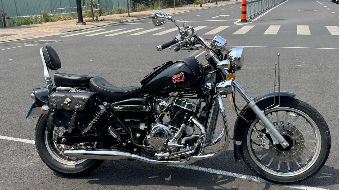 В Tuan Moto только что поступил мотоцикл Rebel 150cc, 2-цилиндровый, с водяным охлаждением, 3-дис...