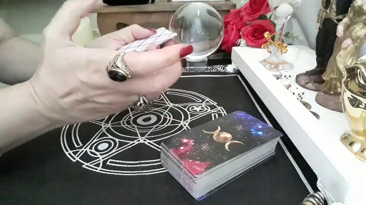 ELE(A) pensa em VOLTAR PRA MIM? #tarot responde