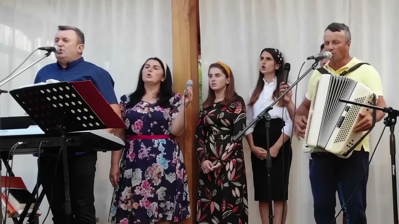 50 Minute de muzica cu