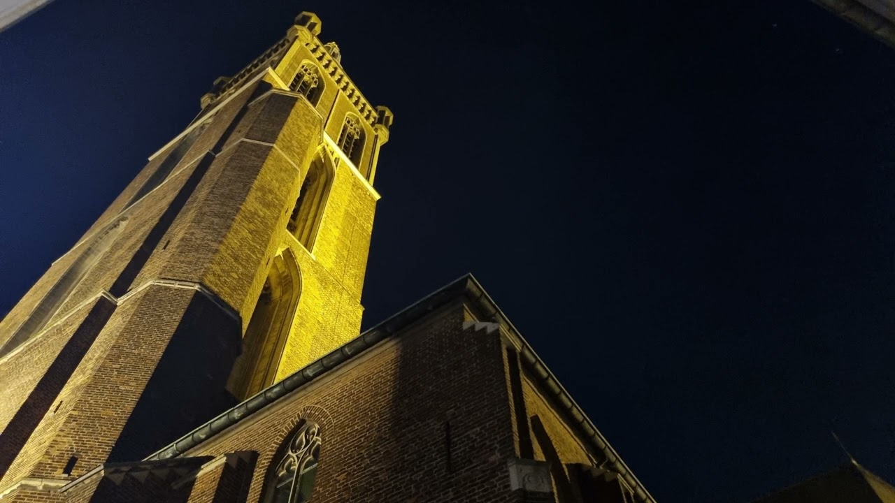 Roermond, H. Christoffelkathedraal Kerkklokken (Het zondag inluiden versie 3)