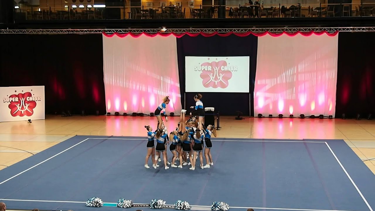 Seinäjoki Silver Sharks Dazzle @ Super Cheer 2015