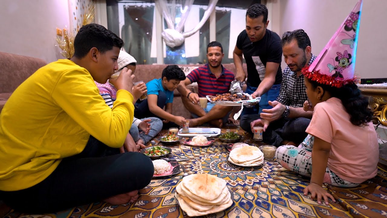 اخر يوم في البيت القديم!! 😢رايحين البيت الجديد🎊