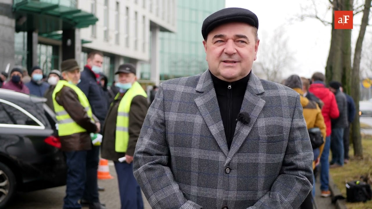 Plantatorzy buraka cukrowego m&oacute;wią dość - protest  pod siedzibą S&uuml;dzucker we Wrocławiu