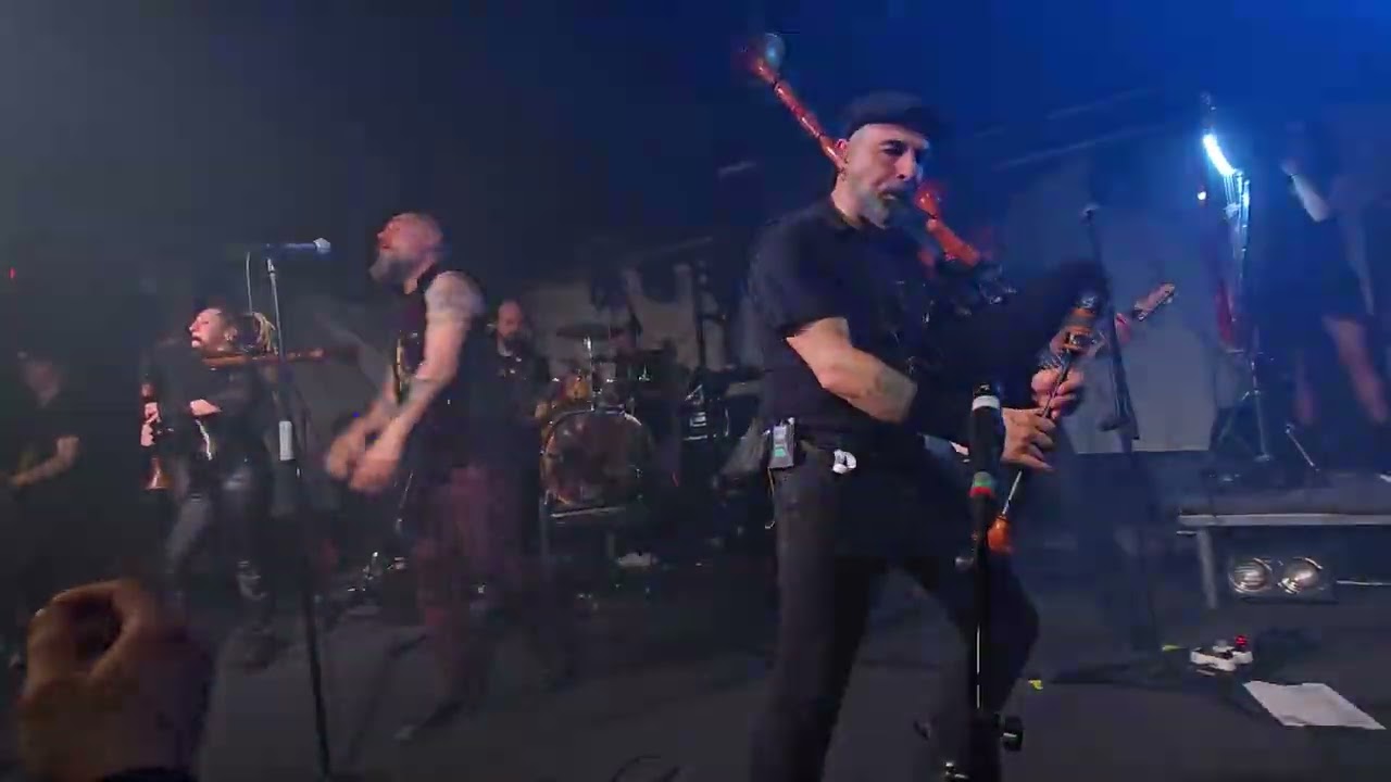 Folkstone- vuoto a perdere live@ legend club