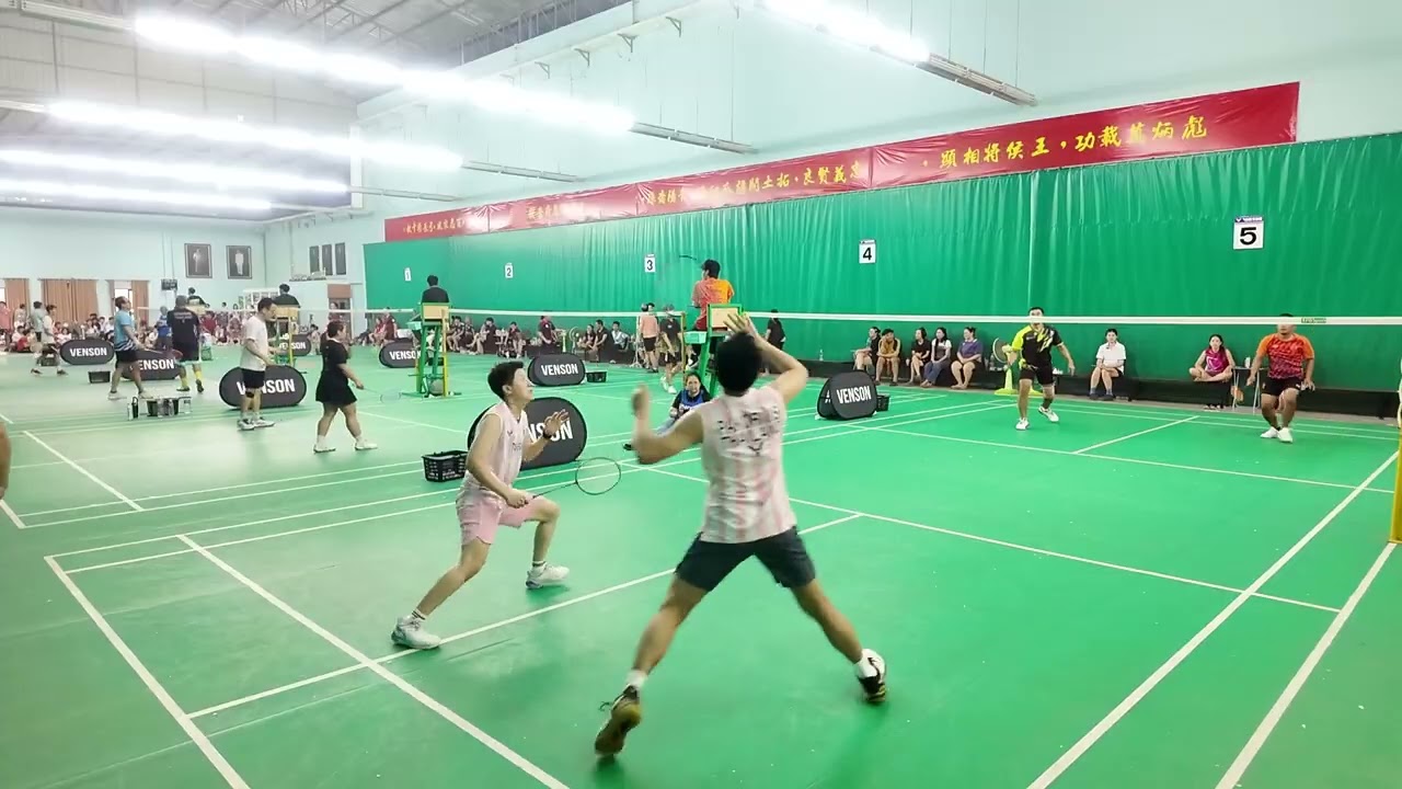 หญิงพี่ออต VS พี่วุฒิพี่วัฒน์ เซท1