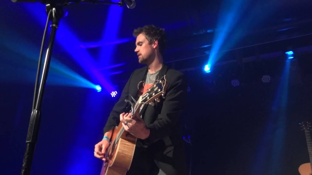 Tyler Hilton 