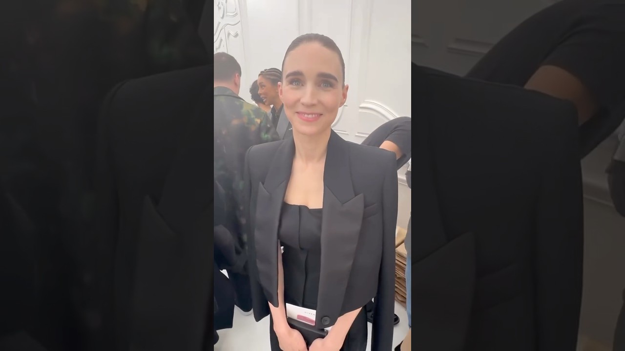 Rooney Mara Reacts to Sarah Burton&rsquo;s Givenchy Debut at Paris Fashion Week! 🔥✨