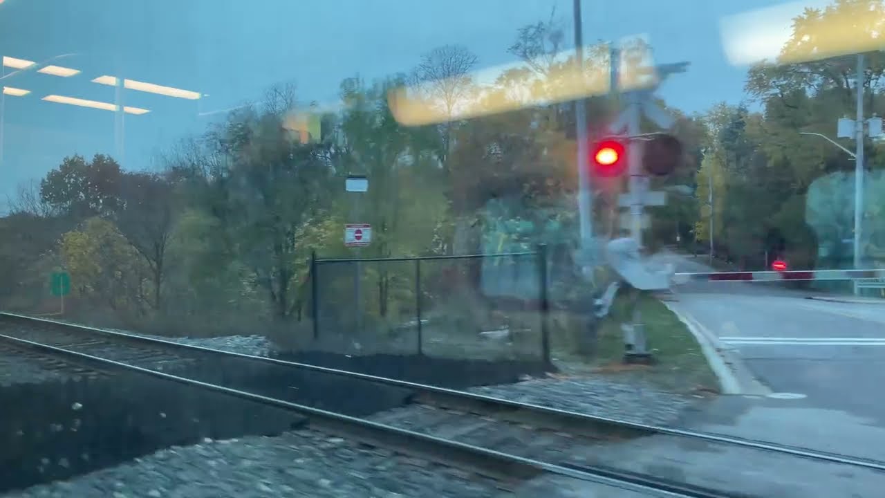 Cloudy Day GO Train Ride: Union to Aldershot (Lakeshore West Express)