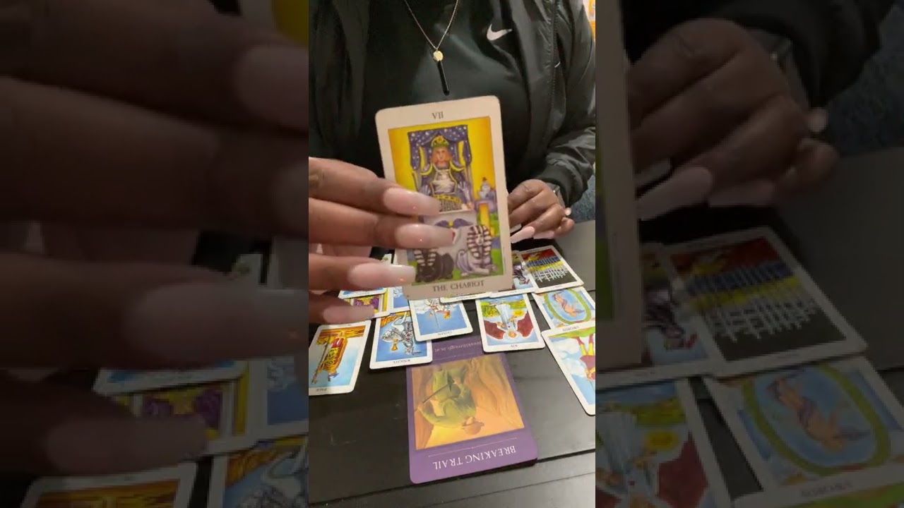 Being watched by police it’s all getting flipped around on this queen of swords 🗡….life life life