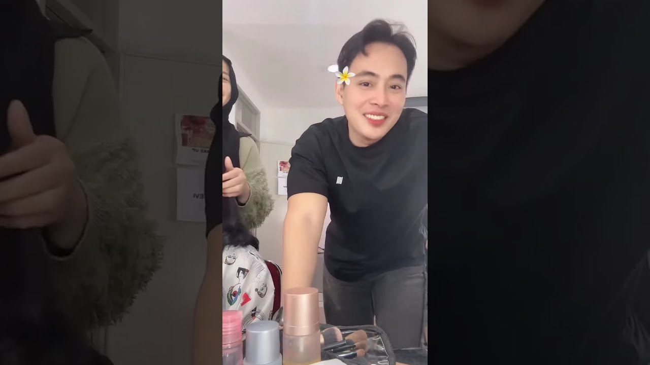 ZAHBY LIVE - ZAHRA DA7 SAKIT, MAKEUP KONSER BARENG UNGU