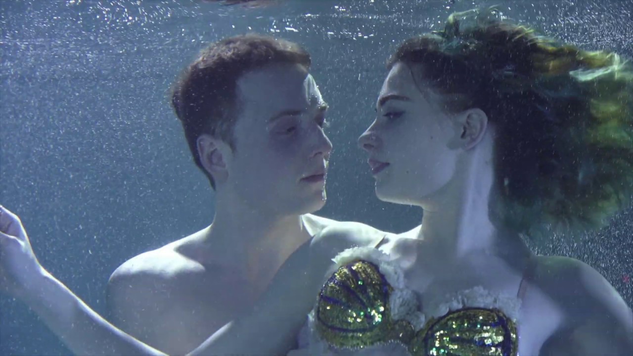 Mermaid couple intro