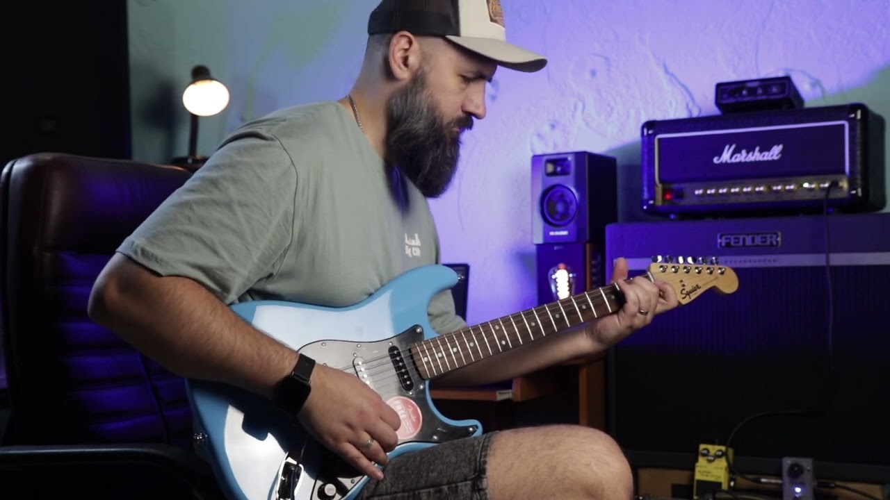 Fender Squier Sonic Strat SSS California Blue – Demo | No Talking