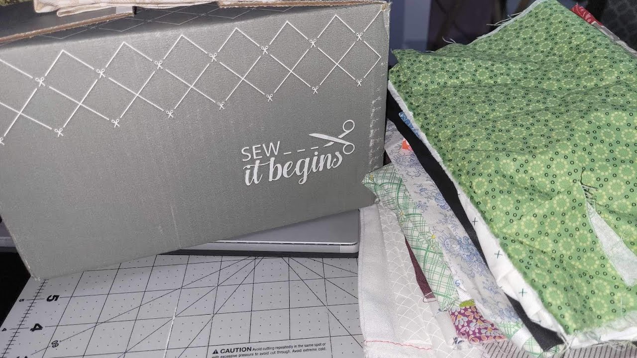 “Unboxing” Unbagging Fat Quarter Shop’s Scrap Bags