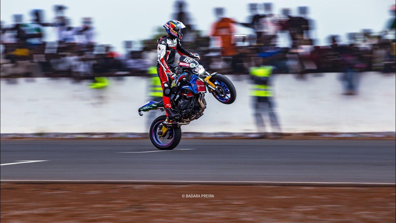 Go pro @roof_bike_life_221 🇸🇳Gross bagarre en catégorie MT 07 grand prix max 2roues 14/07/2024