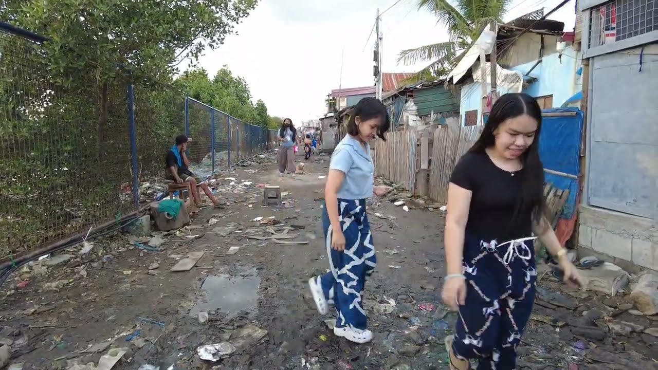 SAD REALITY! WANDERING AROUND PORT AREA IN MANILA PHILIPPINES [4k] Walking tour
