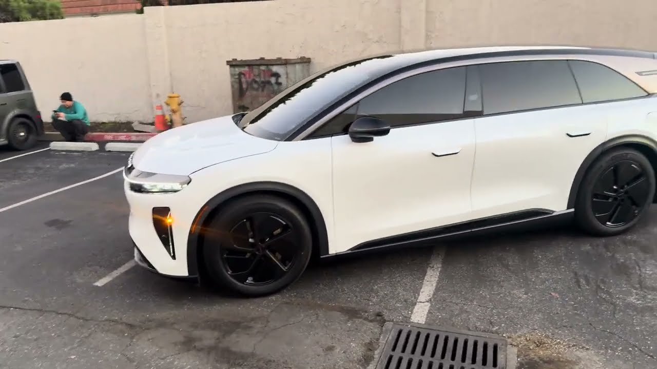 Lucid Gravity all windows tinted in Xpel XR Plus