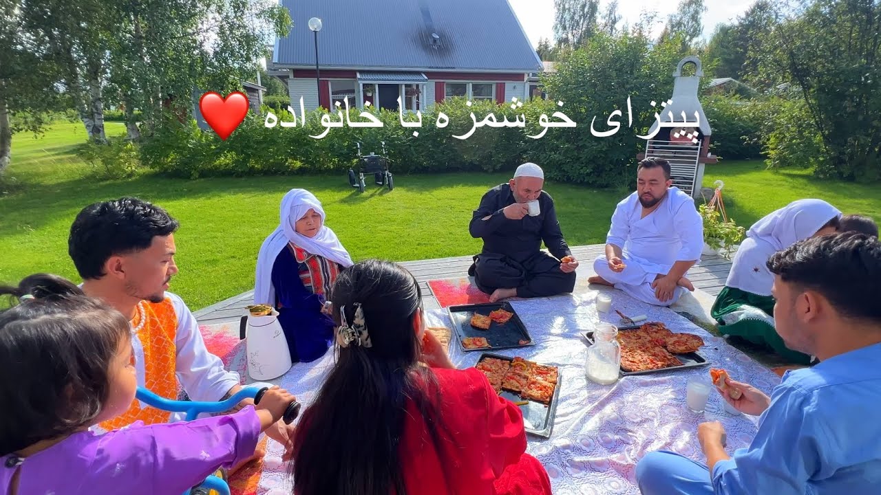 پیتزای خوشمزه با خانواده ❤️#like #family #pizza #jaghori #کابل 