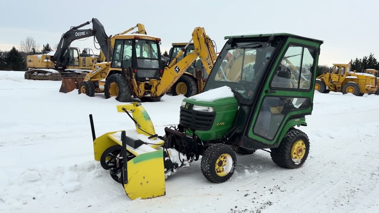 John Deere X739 W/ Snow Blower