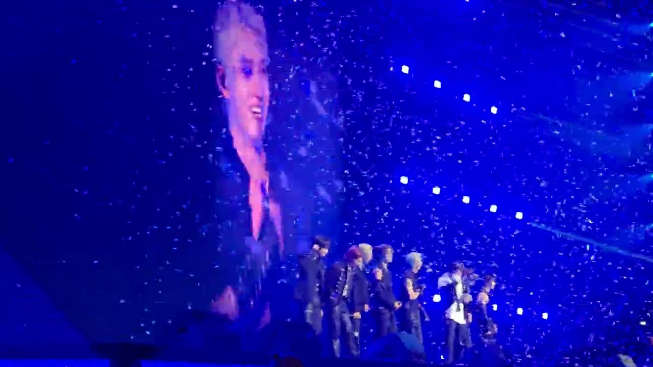 Stray kids performance at gala des pieces jaunes 2026 @StrayKids 
