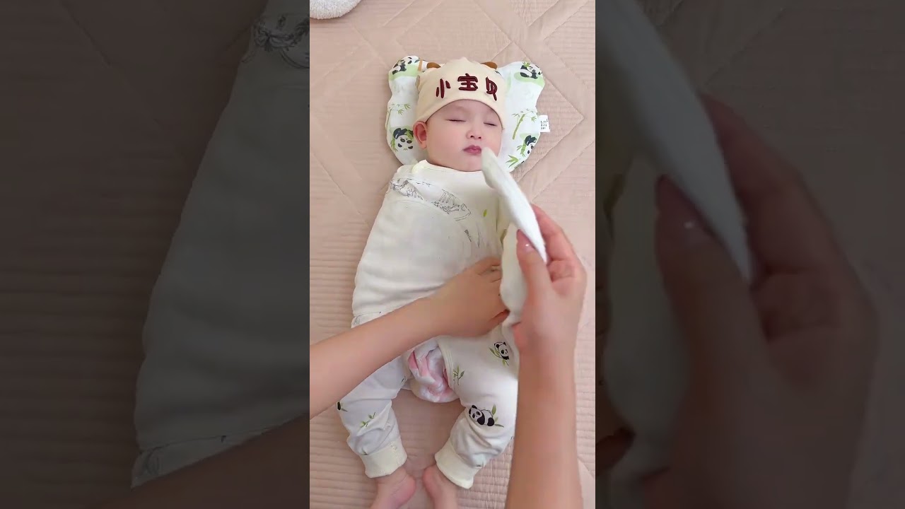 Dziecko nie śpi spokojnie, lubi być trzymane na rękach, aby zasnąć,