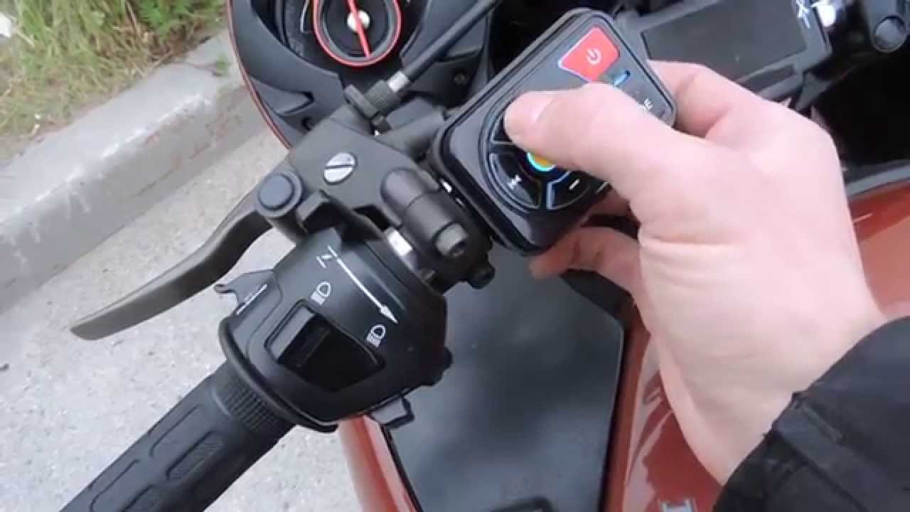 Обзор установки звука усилитель AVIS-111 + колонки Pioneer 13 на Honda NT650 Deauville